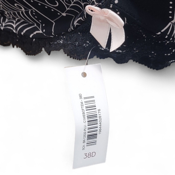 Adore Me Shea Plunge Push-up Bra Web of Temptation C01 Black 38D - Picture 4 of 7